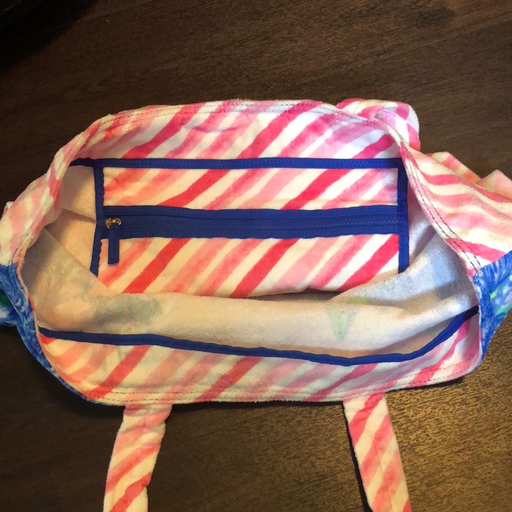 NWT Lilly Pulitzer Nantucket Destination tote - Picture 4 of 4